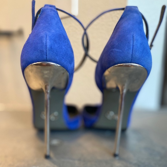 Monika Chiang Blue Suede Ankle Strap D’Orsay Pump - Picture 12 of 15